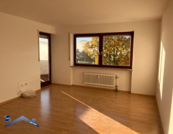Großzügige 3-Zimmer Wohnung in ruhiger Lage mit zwei Balkonen in Passau Grubweg