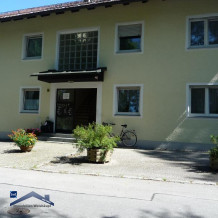 Passau Haidenhof helle 1-Zimmer DG-Wohnung mit Küche