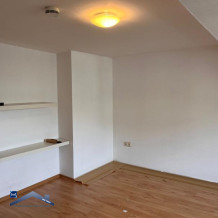 Helle 3-Zimmer DG-Wohnung EBK und Wohnküche in Passau Zentrum WG geeignet