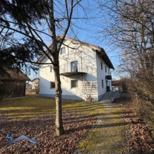 Ruderting gepflegtes Wohnhaus in zentraler Lage
