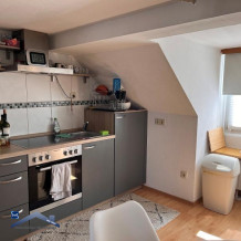 Helle 3-Zimmer DG-Wohnung EBK und Wohnküche in Passau Zentrum